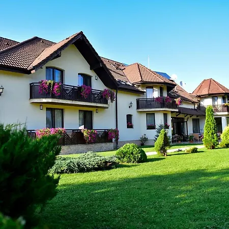 Natura Family Guest house