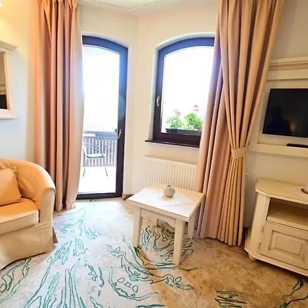 Guest house Natura Family 4*